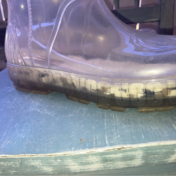 ***NWOT*** Clear UGG Ankle Rain Boots - Picture 4 of 8